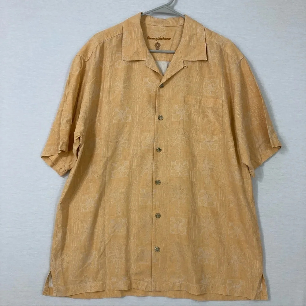 Tommy Bahama Orange Floral Print 100% Silk Short Sleeve Buttton Down‎ Large